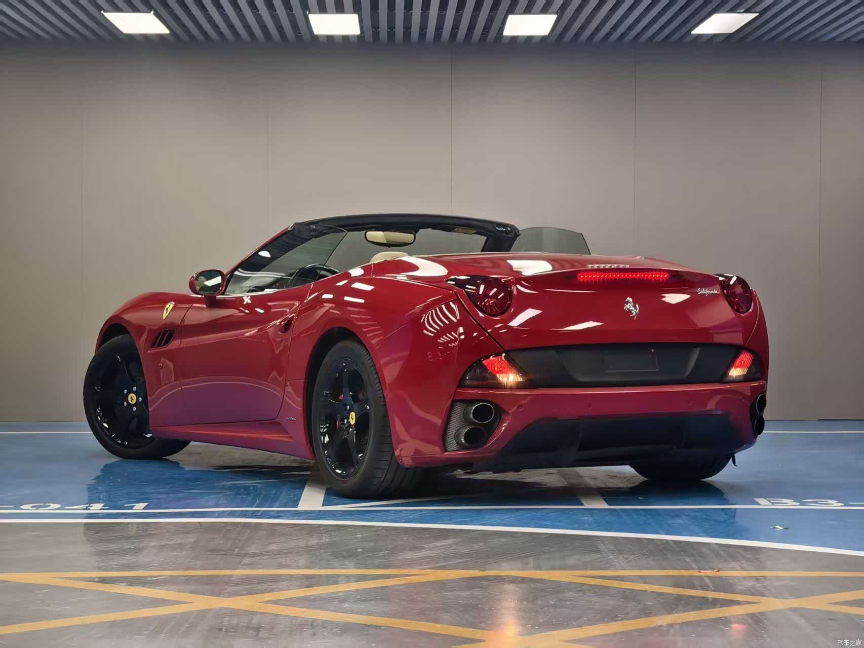 Ferrari California, 2013 10