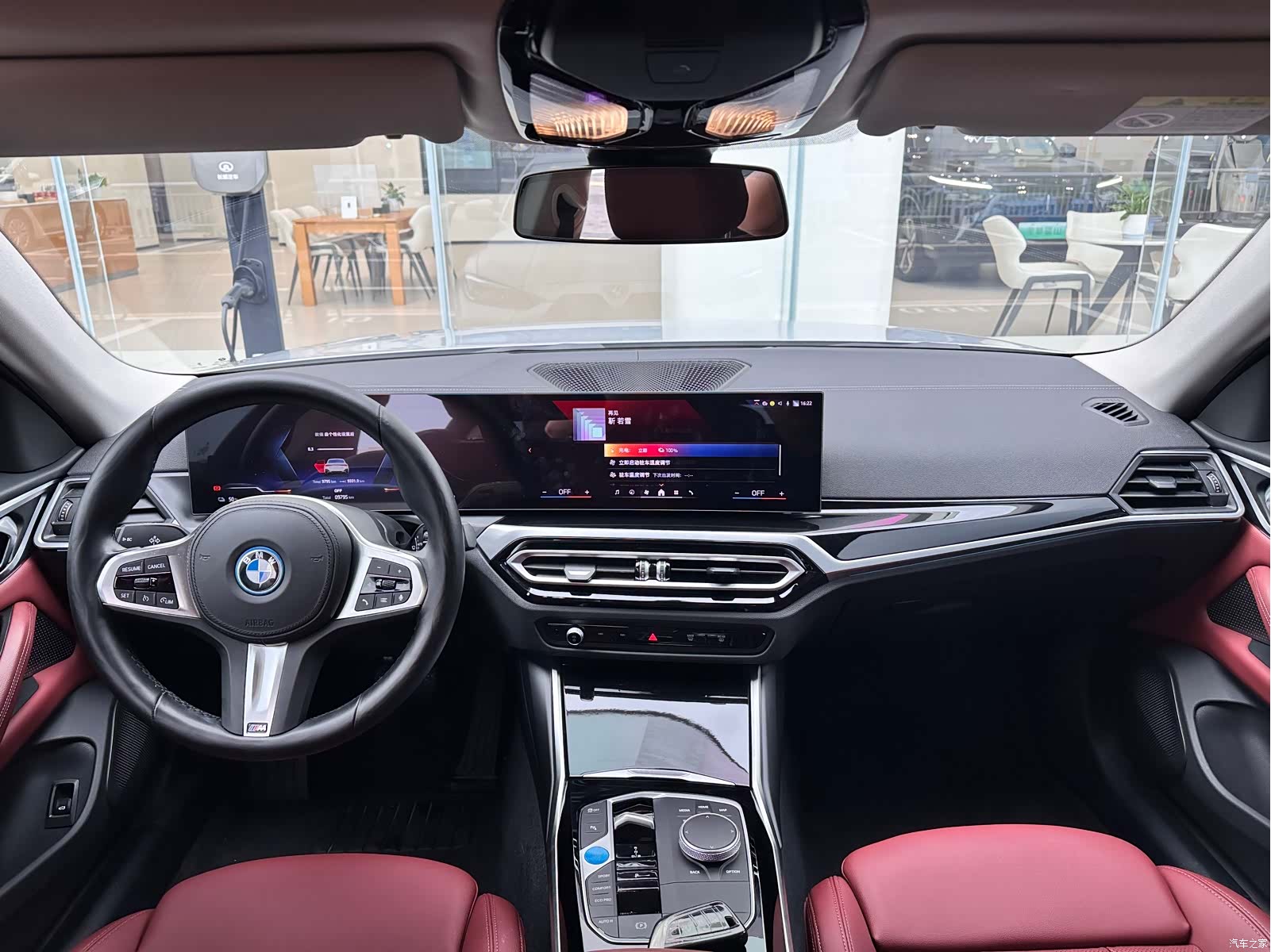 BMW i4, 2025 8
