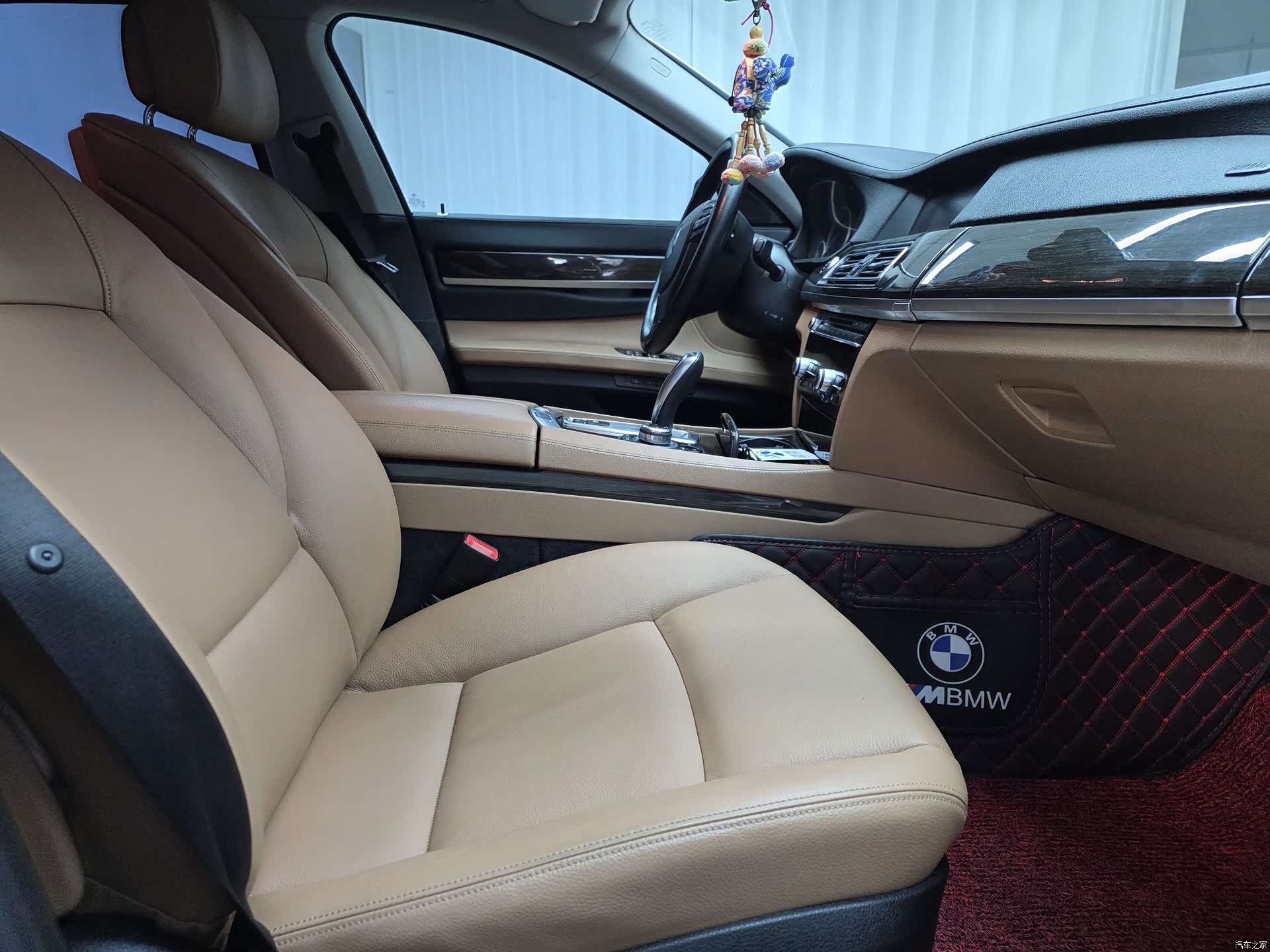 BMW 7 Series, 2011 7