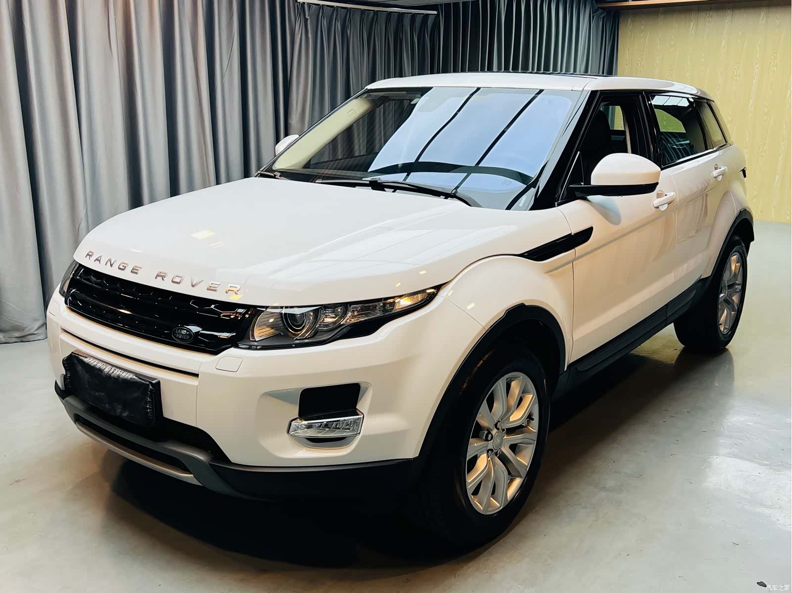 Land Rover Range Rover, 2015 1