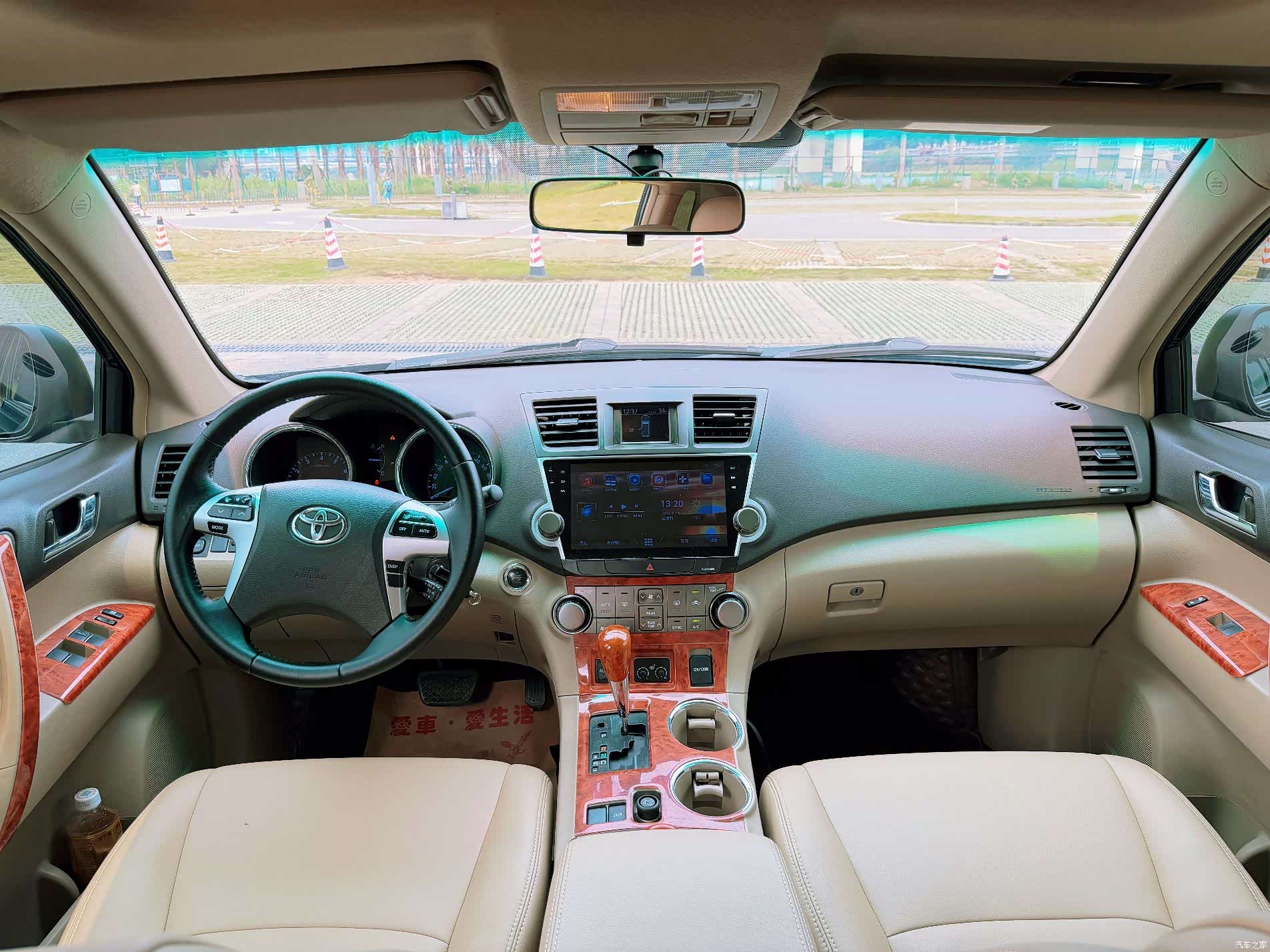 Toyota Highlander, 2014 11