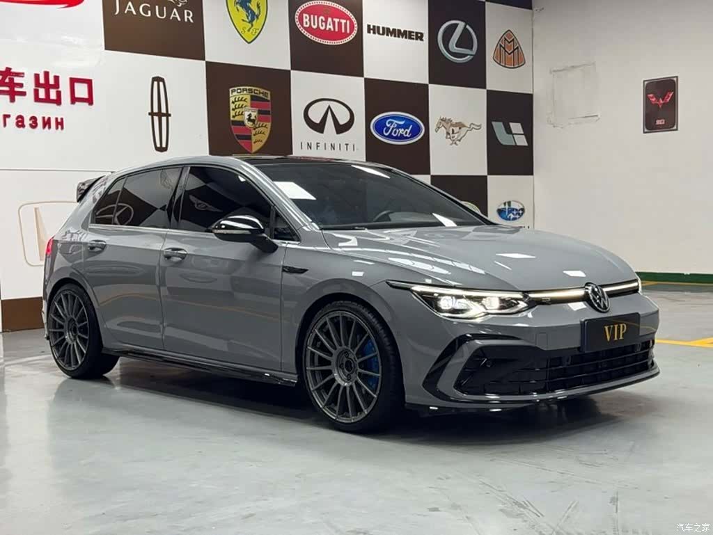 Volkswagen Golf, 2023 3