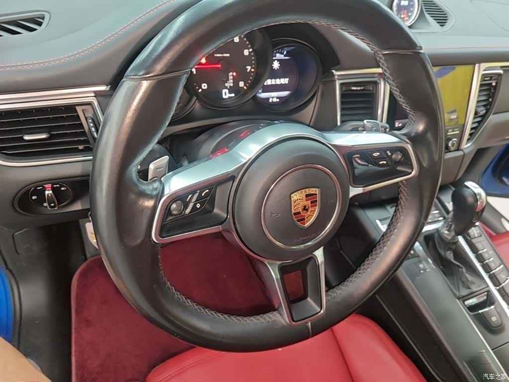 Porsche Macan, 2016 11