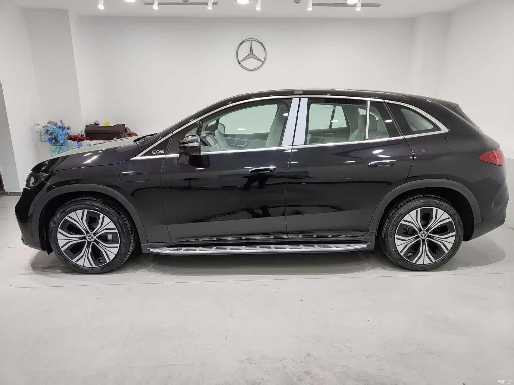 Mercedes-Benz EQE, 2025 8