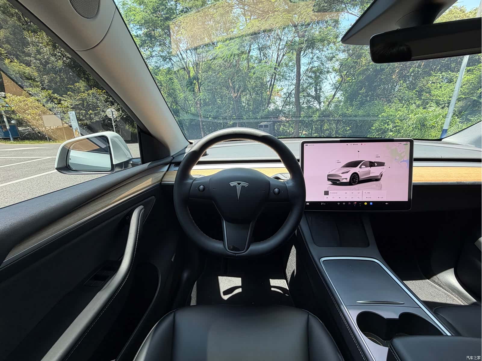 Tesla Model Y, 2022 12