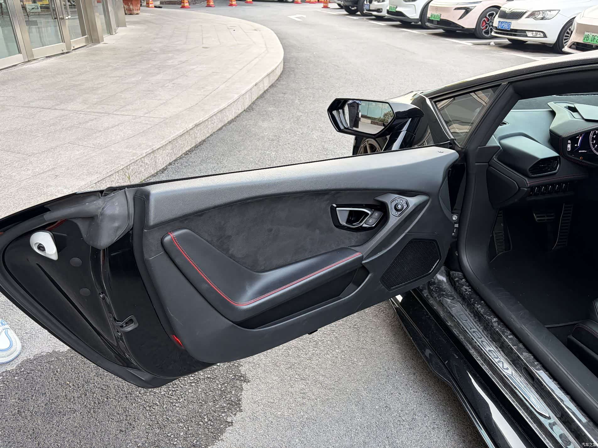 Lamborghini Huracán, 2021 7
