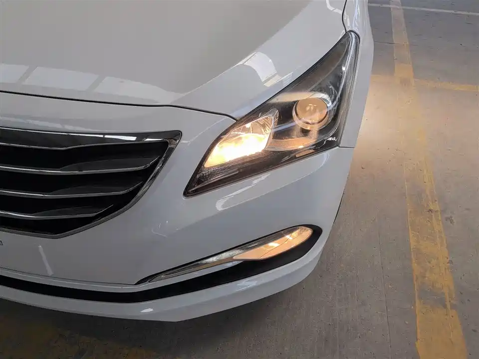 Hyundai Name picture