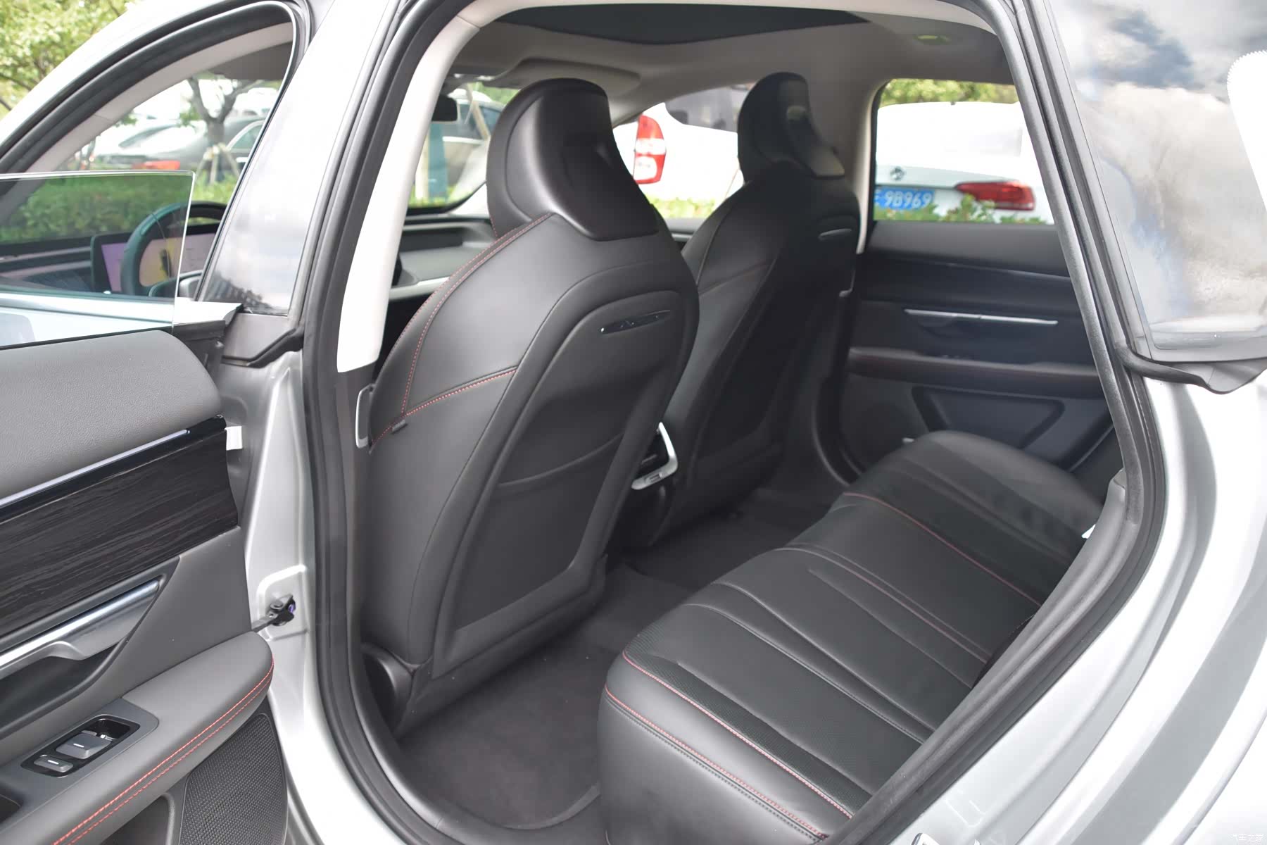 Xpeng P7, 2021 9