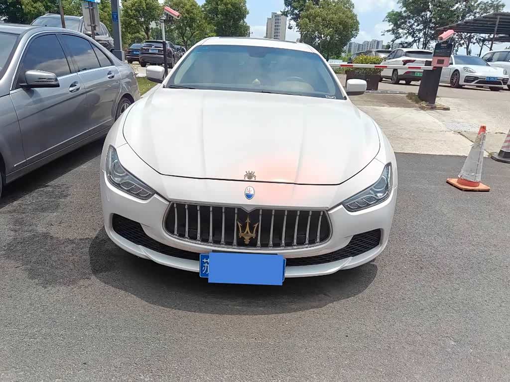 Maserati Ghibli