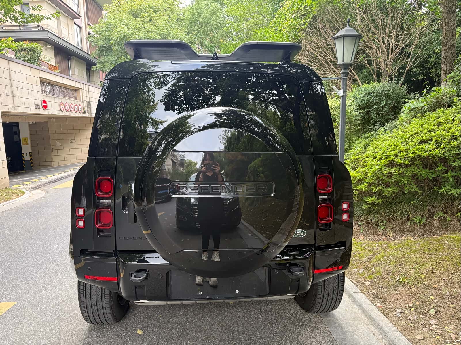 Land Rover Defender, 2025 24