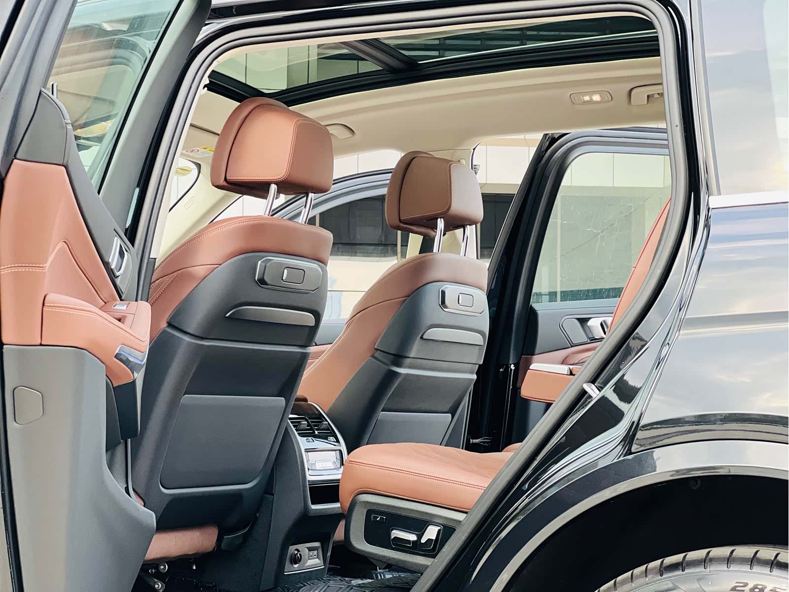 BMW X7, 2024 все фото