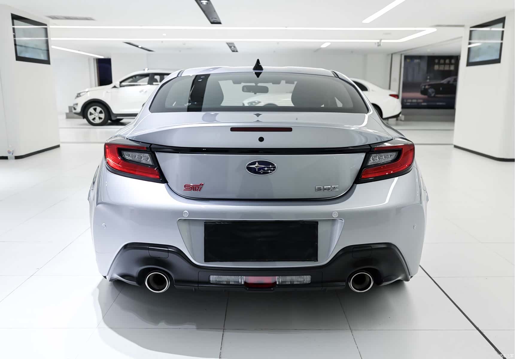 Subaru BRZ, 2024 все фото
