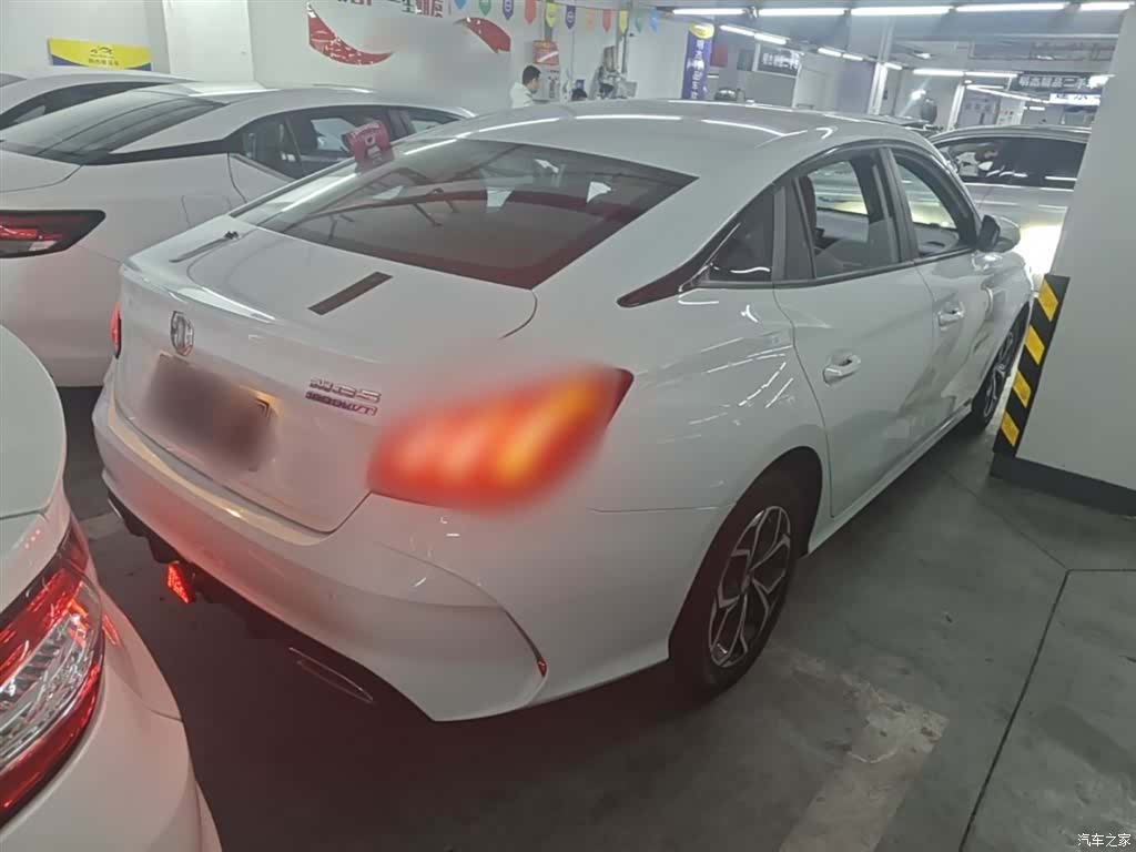 MG MG5, 2023 7