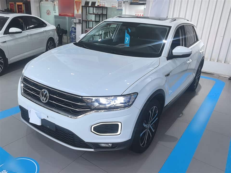 Volkswagen T-ROC exploring Songs