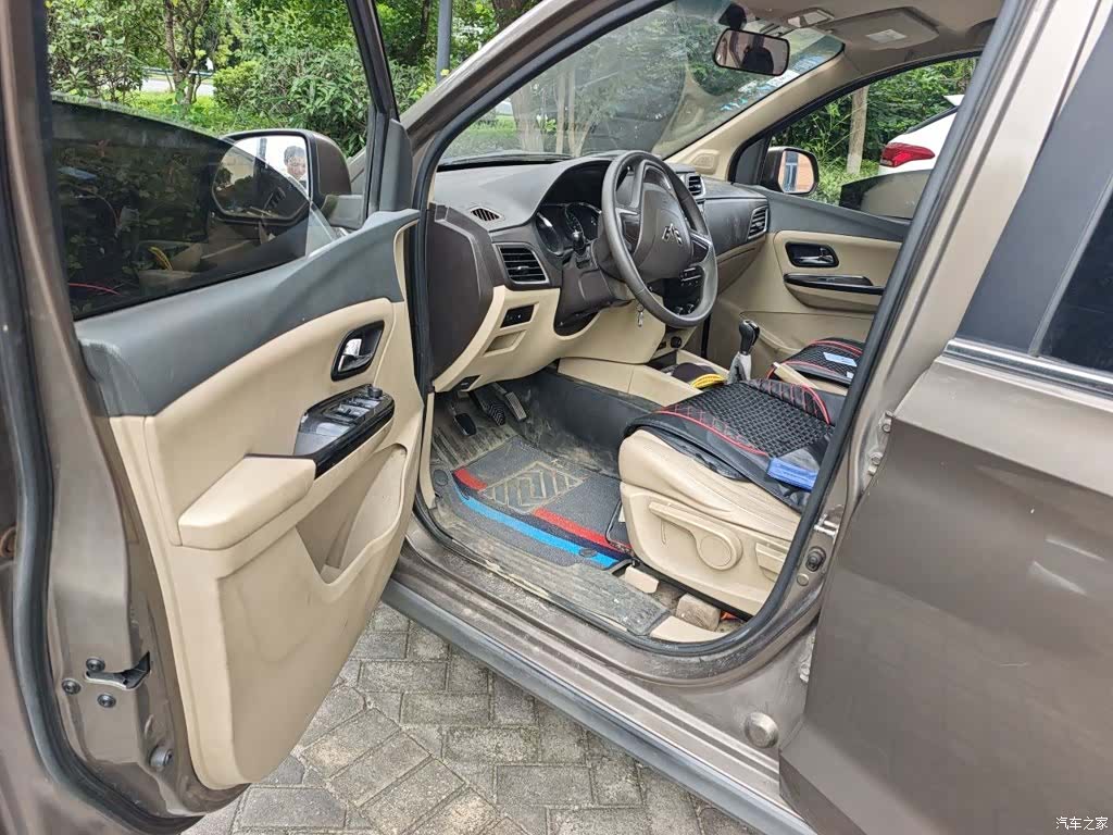 Wuling Hongguang, 2016 14
