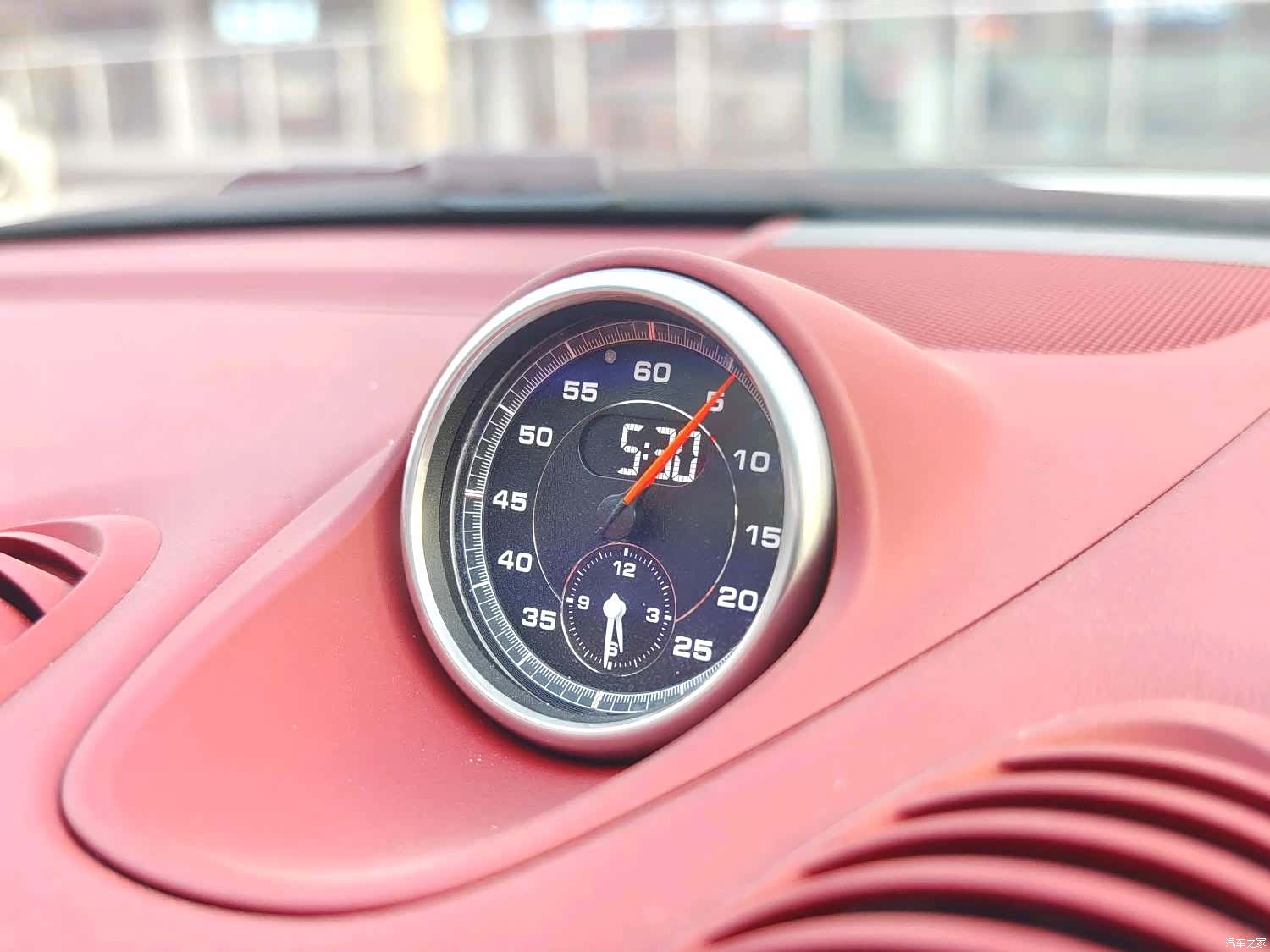 Porsche Boxster, 2023 10