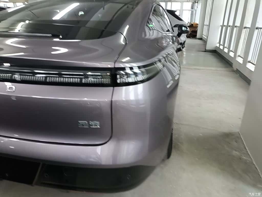 Exeed ES, 2025 8