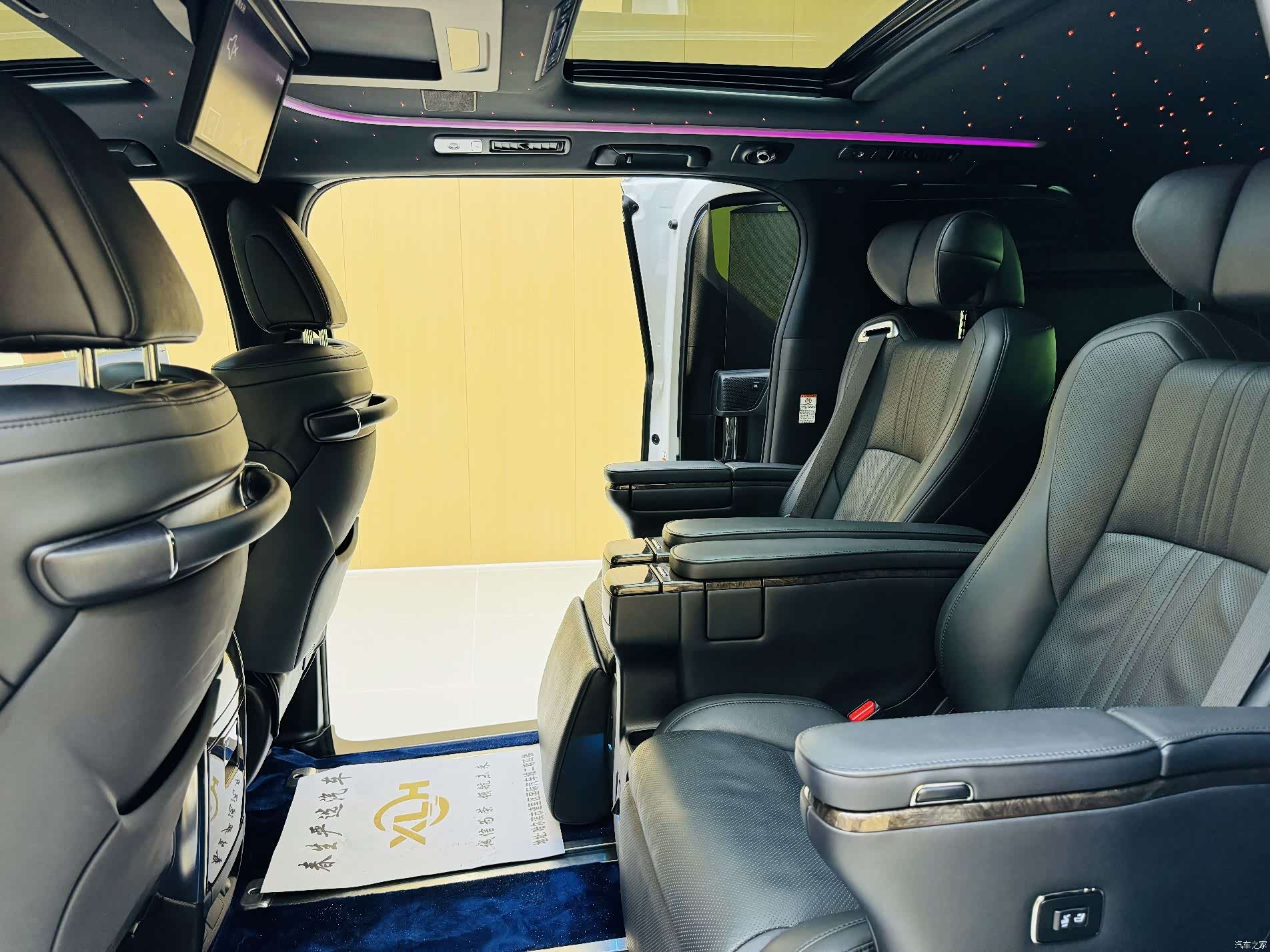 Toyota Alphard, 2021 11