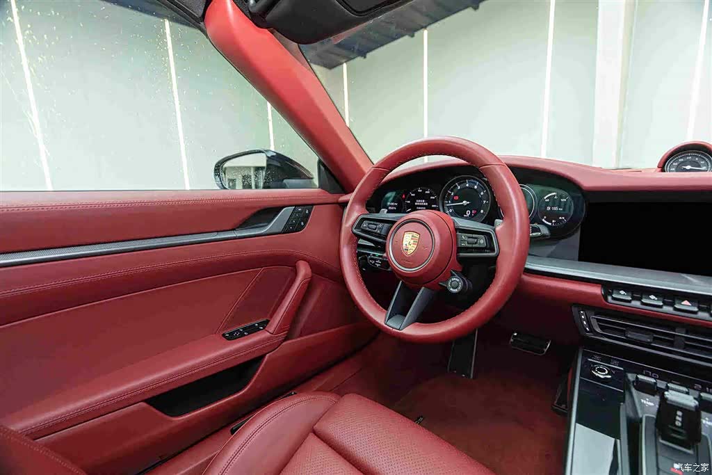 Porsche 911, 2024 12
