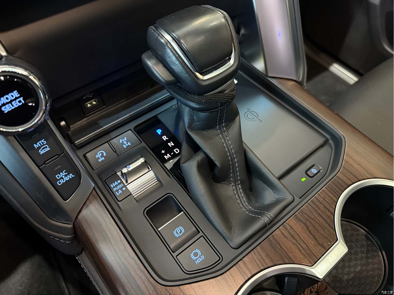 Toyota Land Cruiser, 2024 8