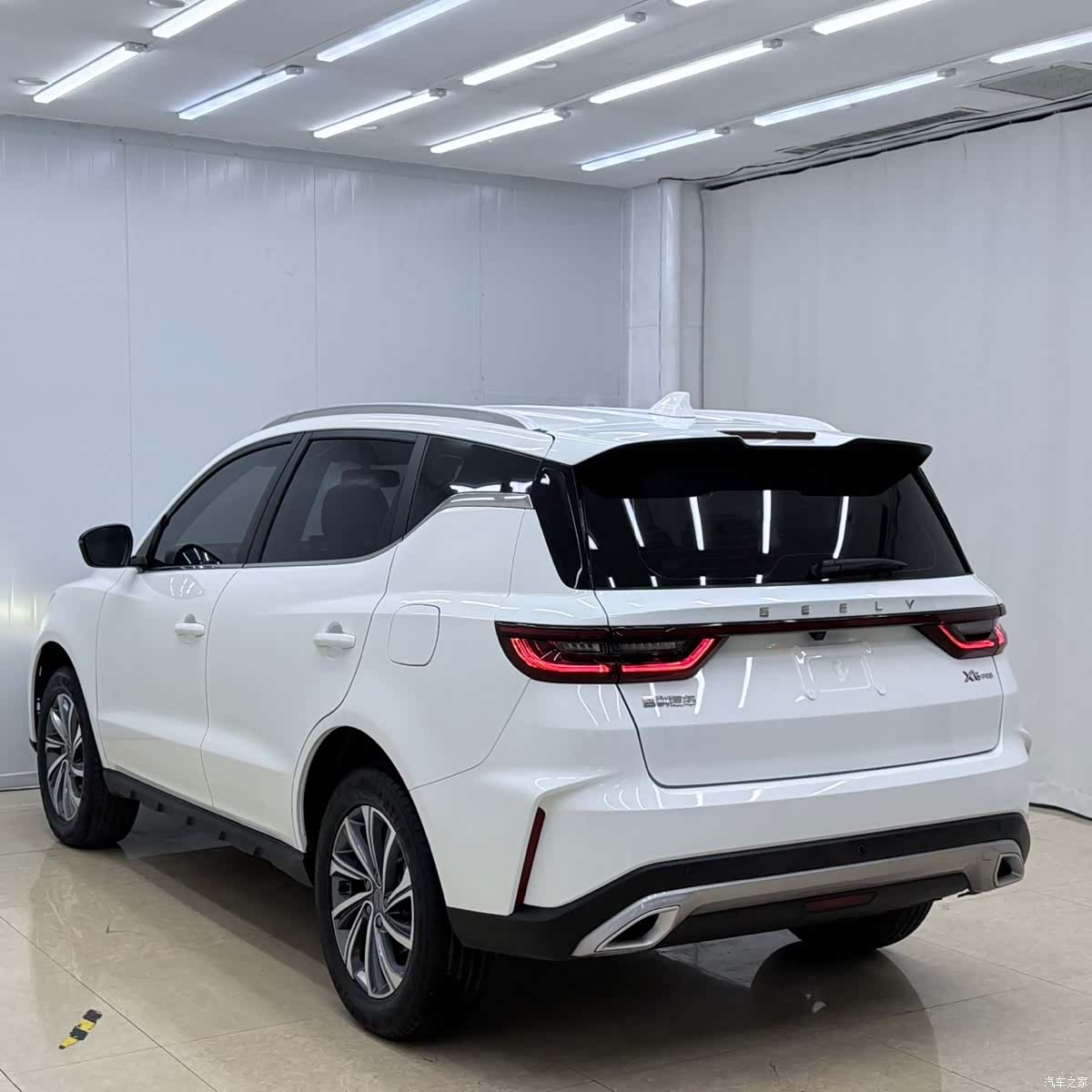 Geely X6, 2023 6