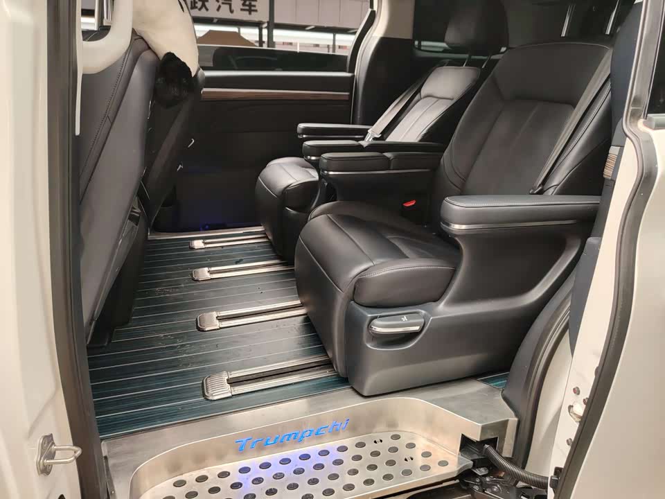 Trumpchi Trumpchi M8