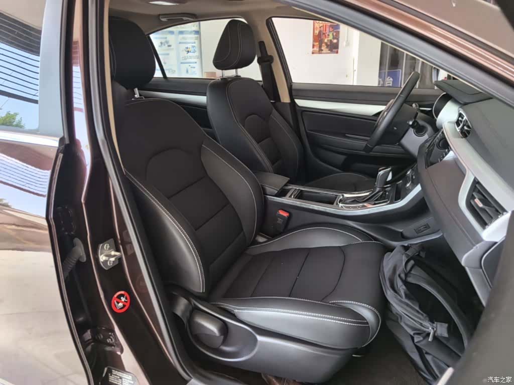 Geely Emgrand, 2019 25