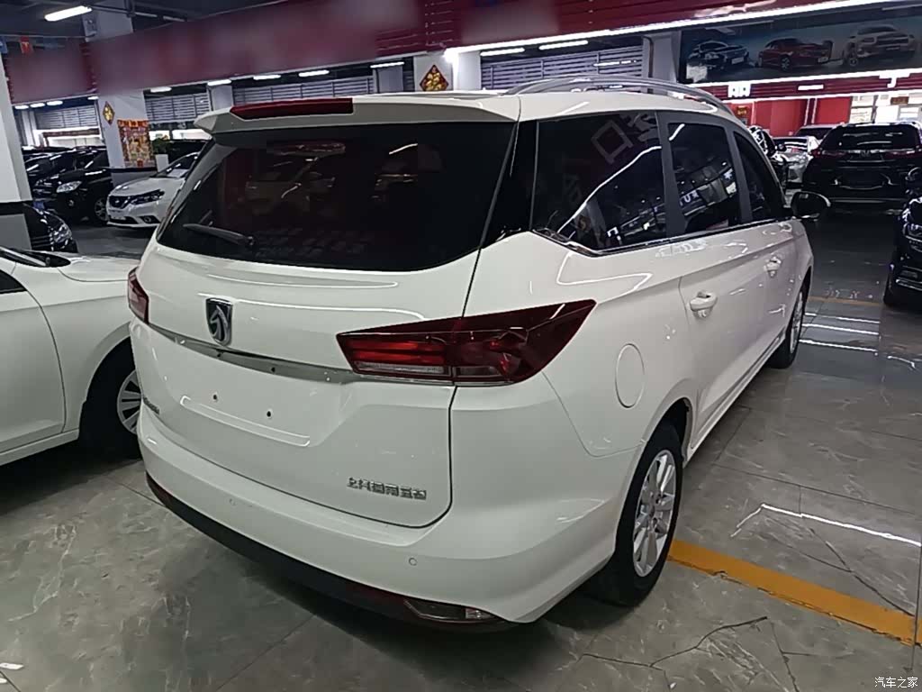Wuling 360, 2018 7
