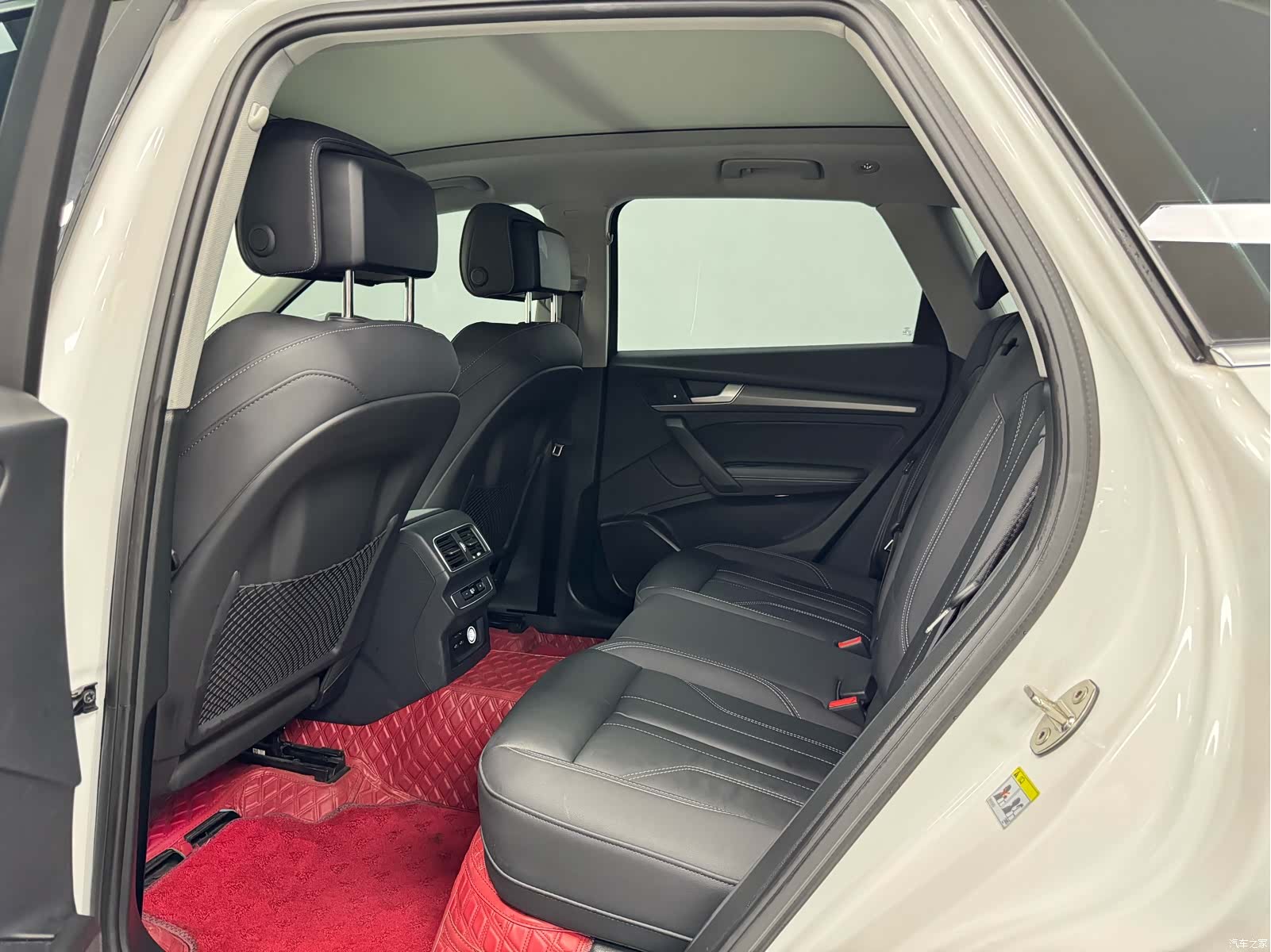 Audi Q5L, 2023 14