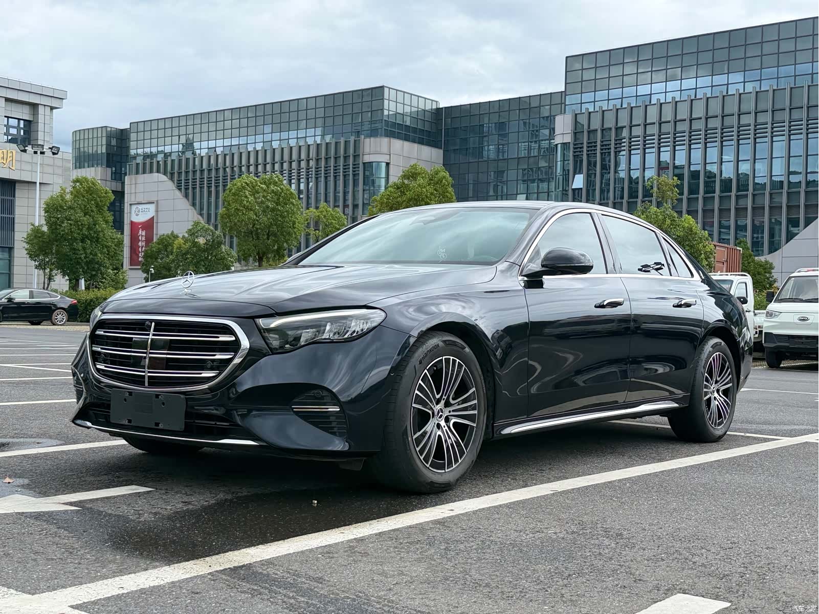 Mercedes-Benz E-Class, 2024 1
