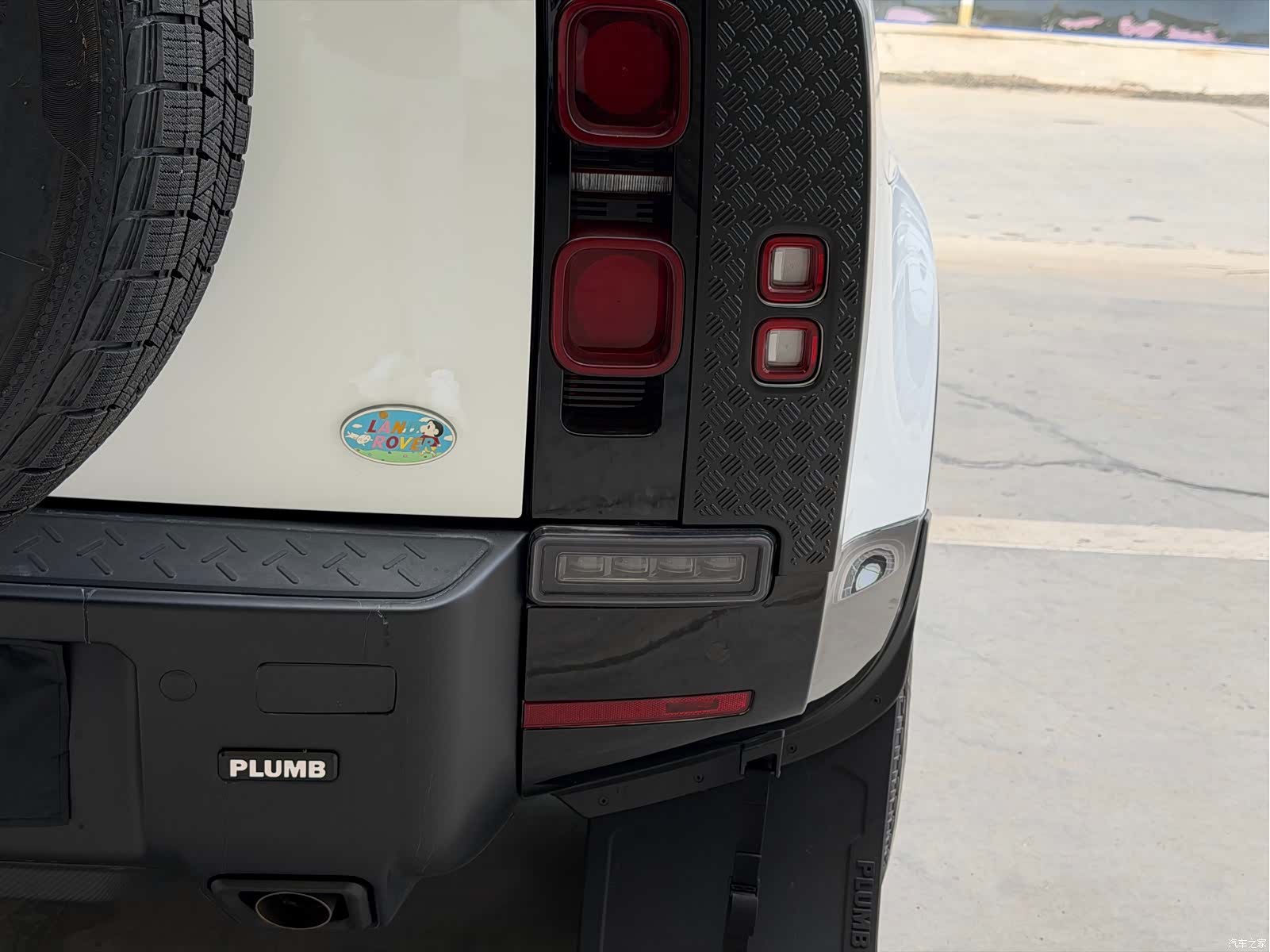 Land Rover Defender, 2022 15