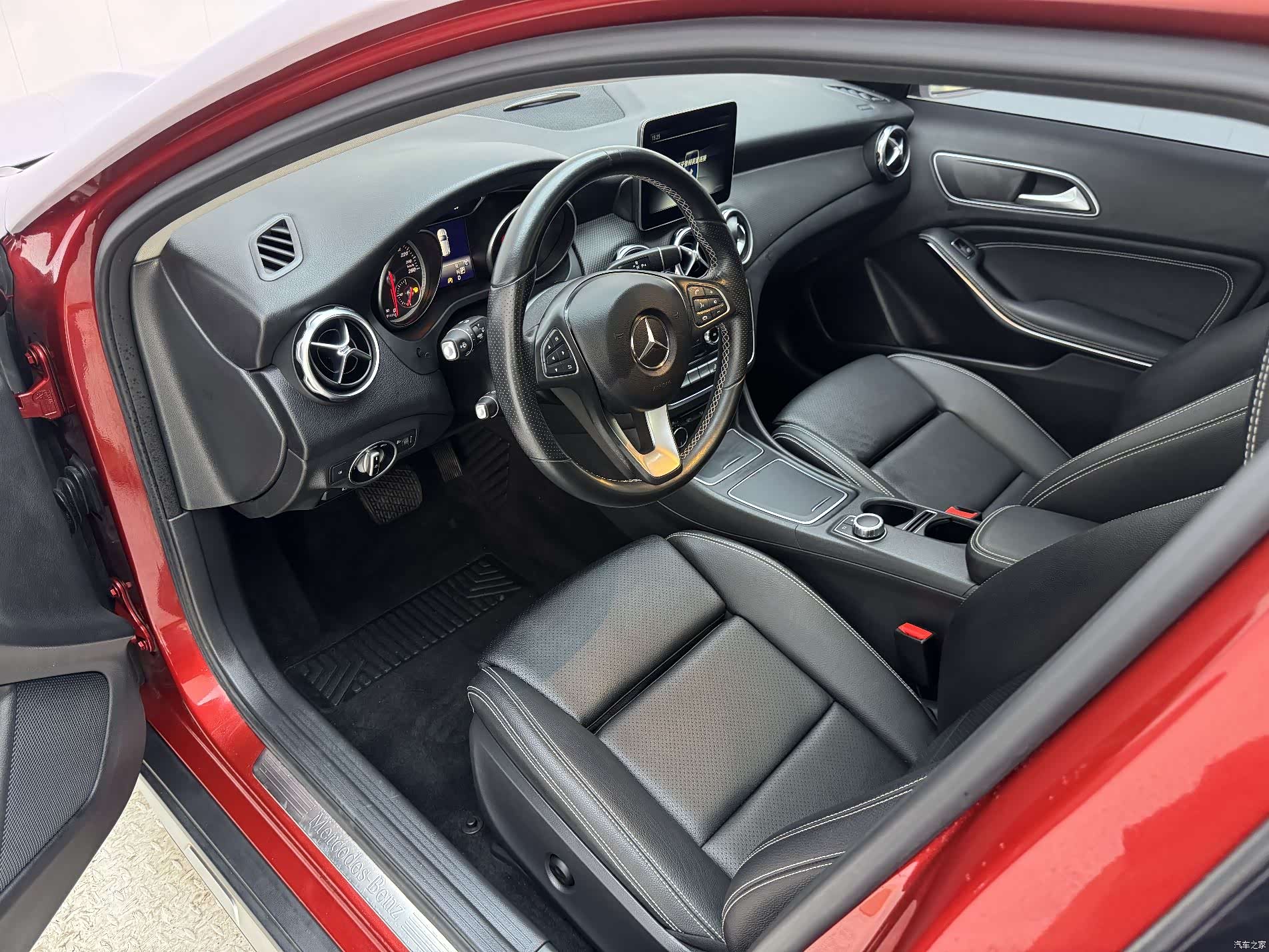 Mercedes-Benz GLA, 2017 11