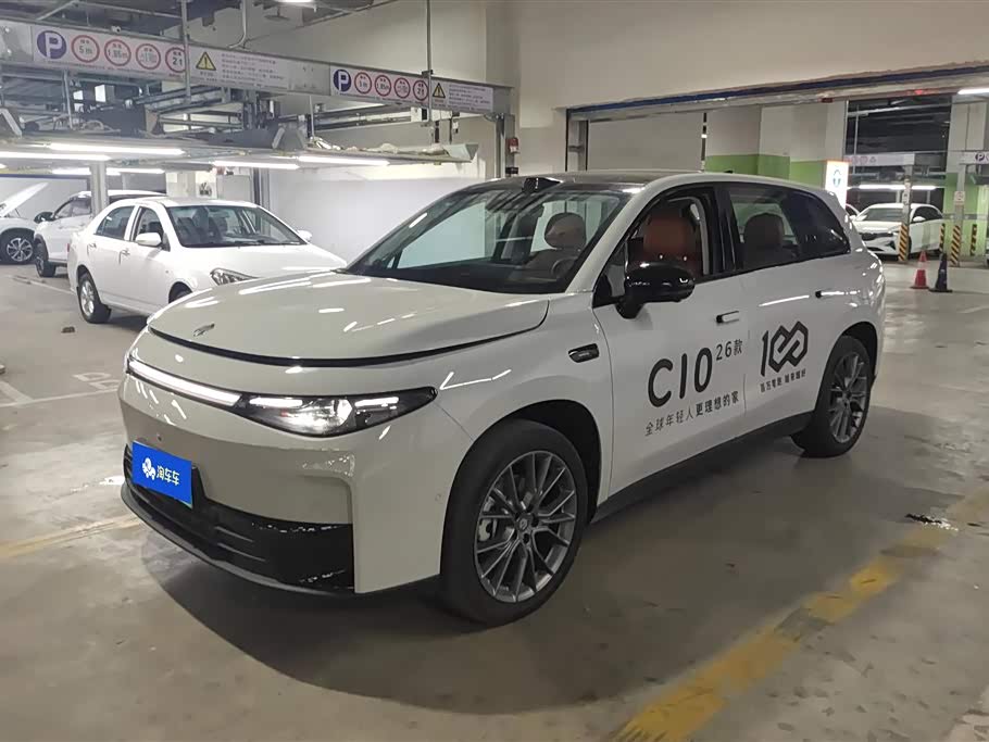 Leapmotor C10