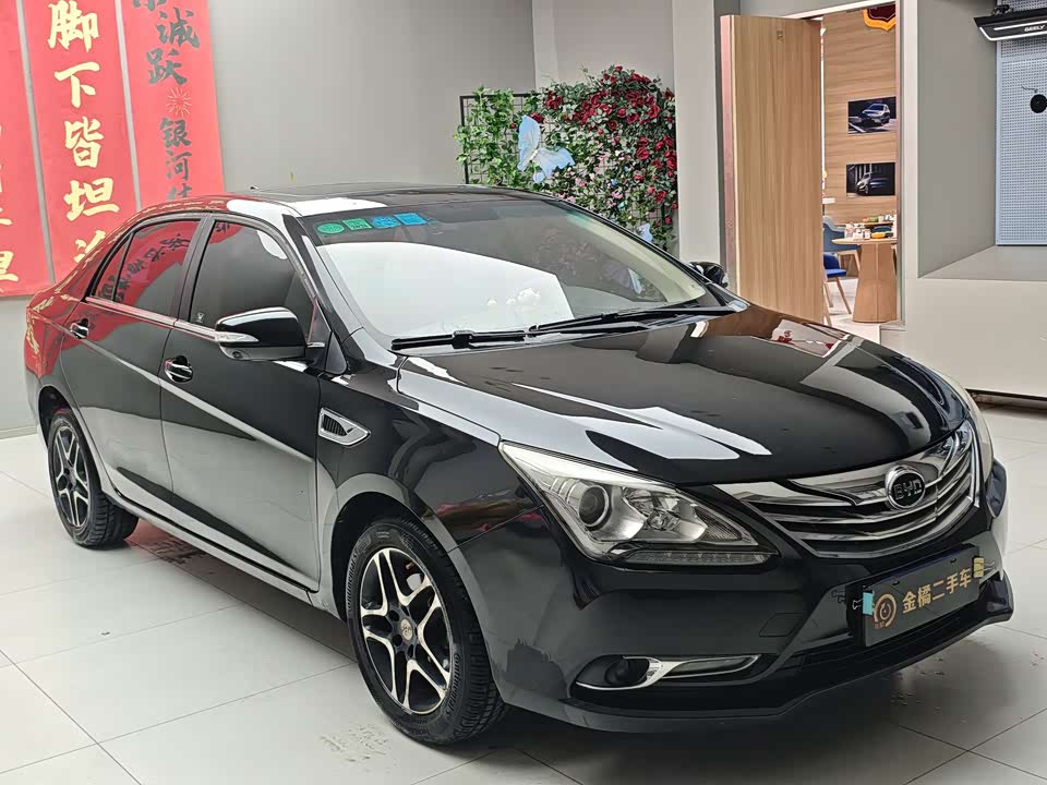 BYD G5