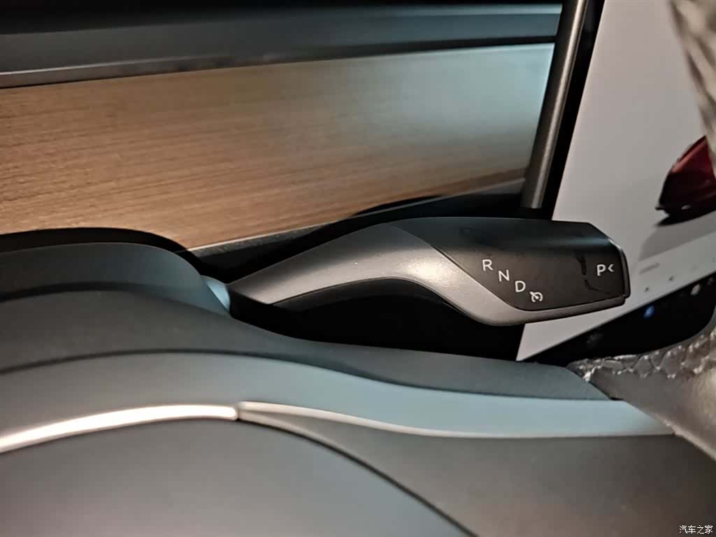 Tesla Model 3, 2022 14