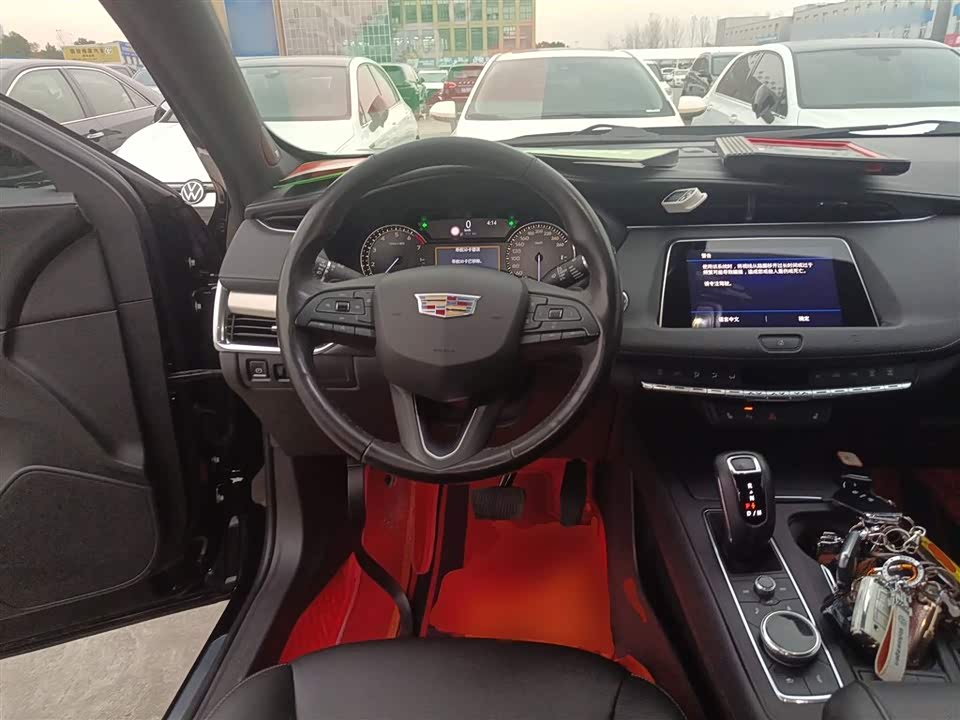 Cadillac XT4