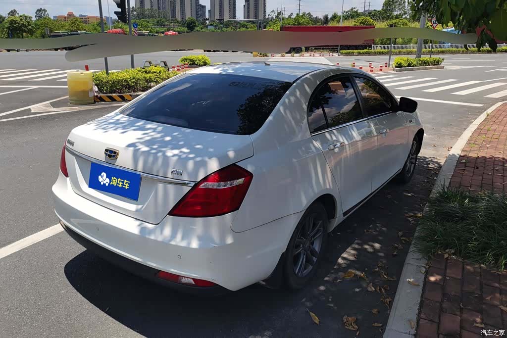 Geely Emgrand, 2018 3