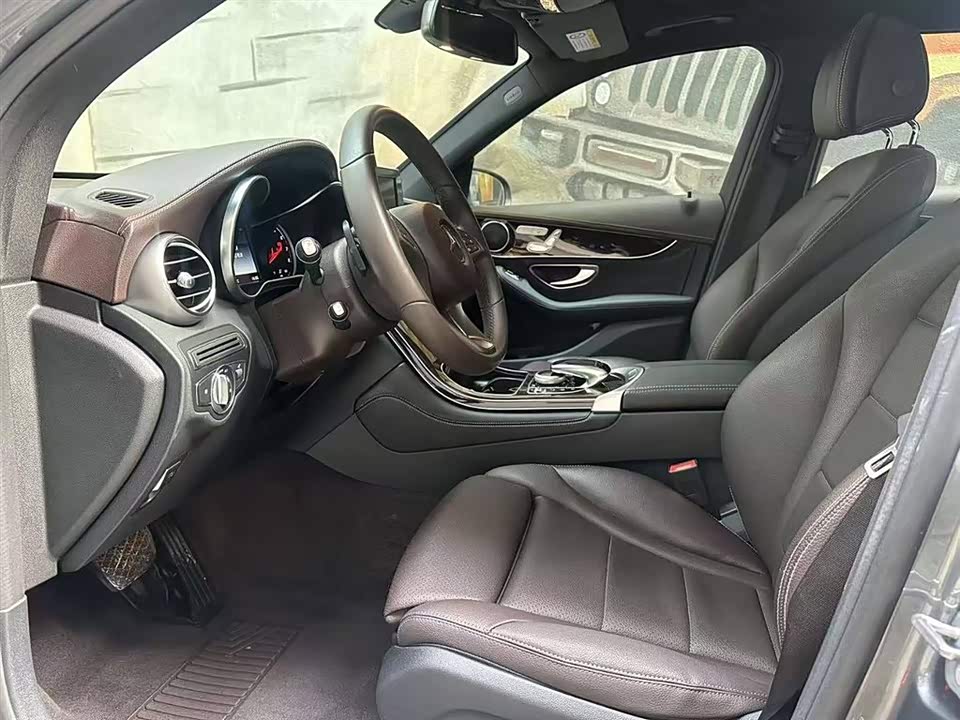 Mercedes-Benz GLC Mercedes-Benz GLC