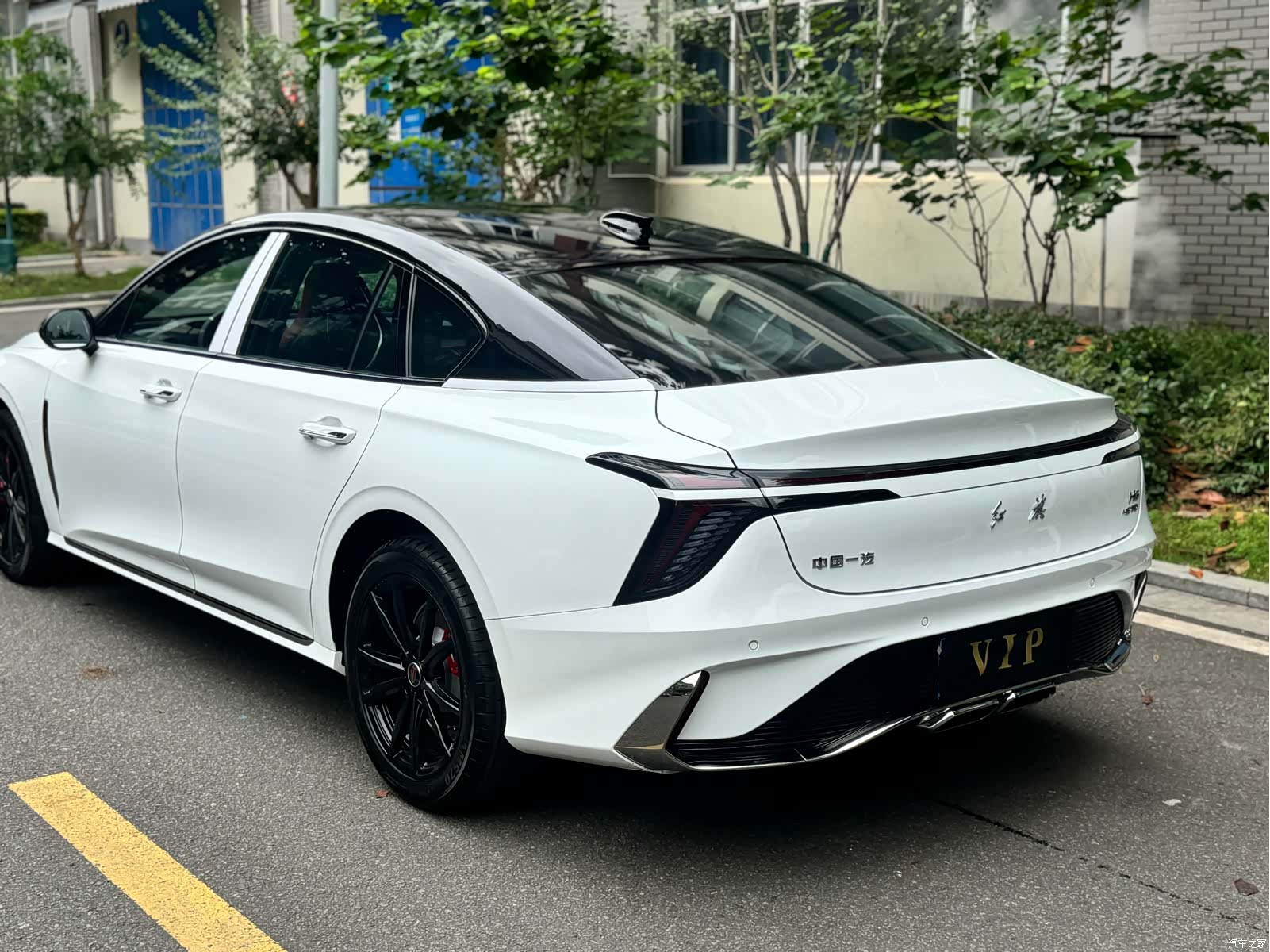 Hongqi H6, 2025 12