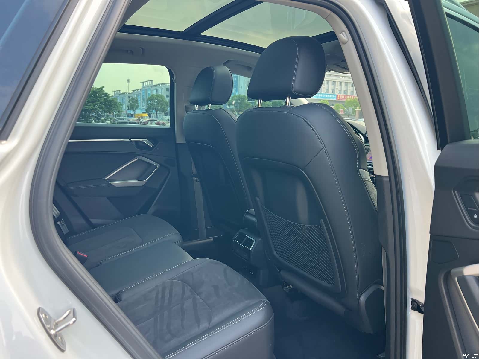Audi Q3, 2022 9