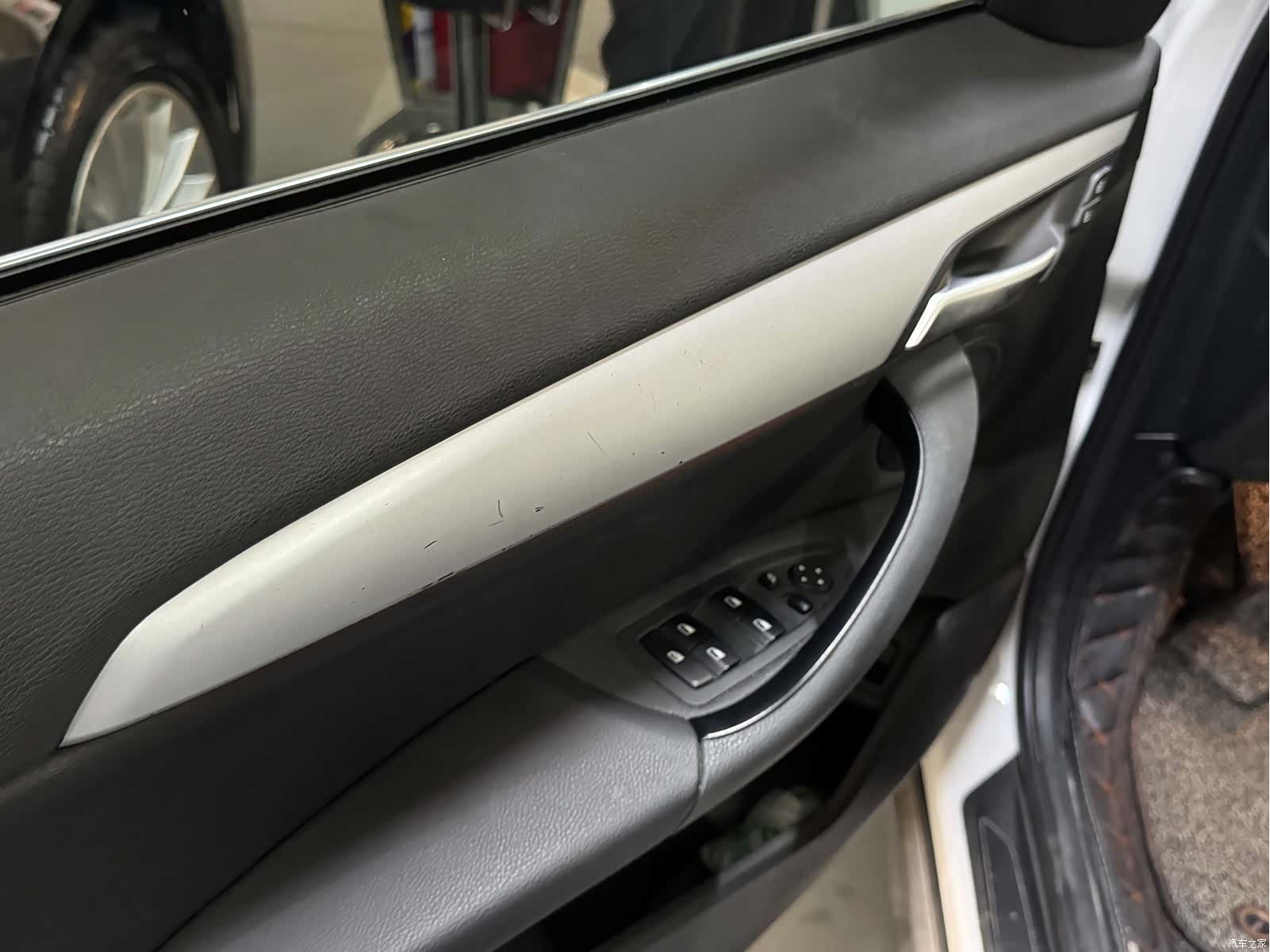 BMW X1, 2018 все фото