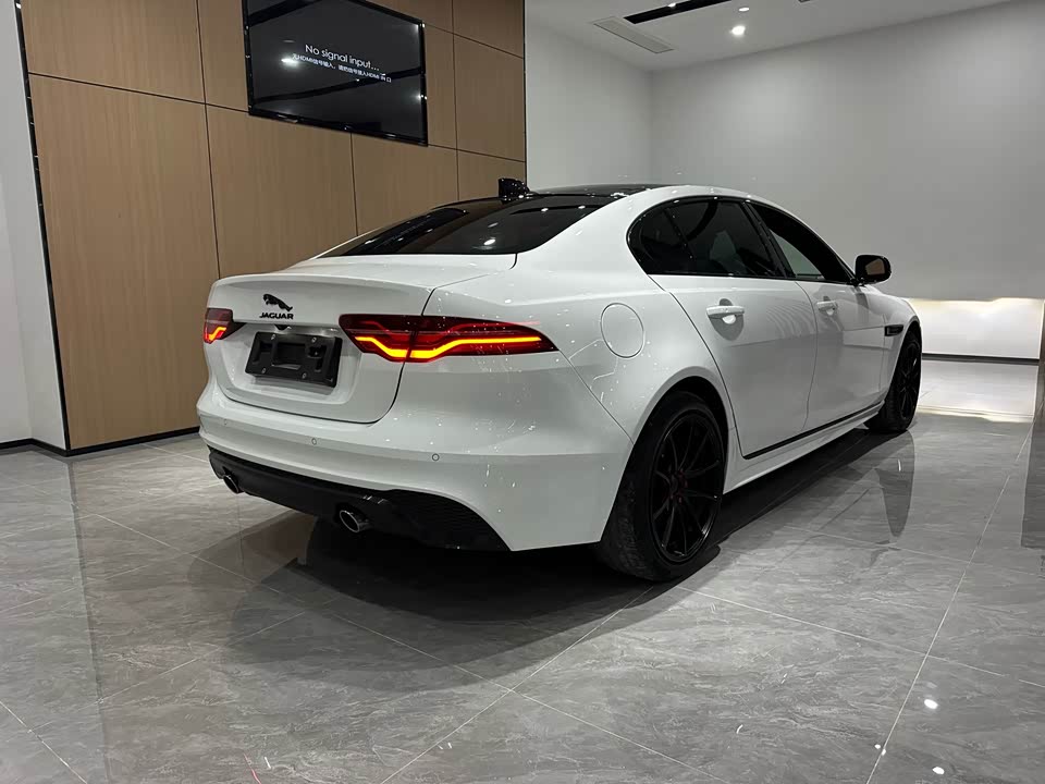 Jaguar XEL