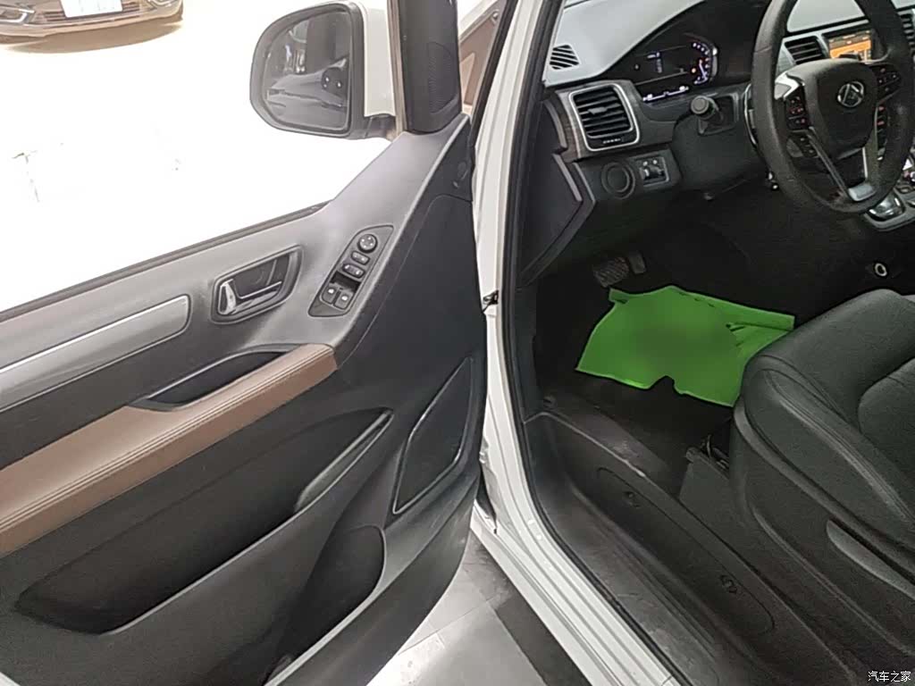 Maxus G10, 2022 16