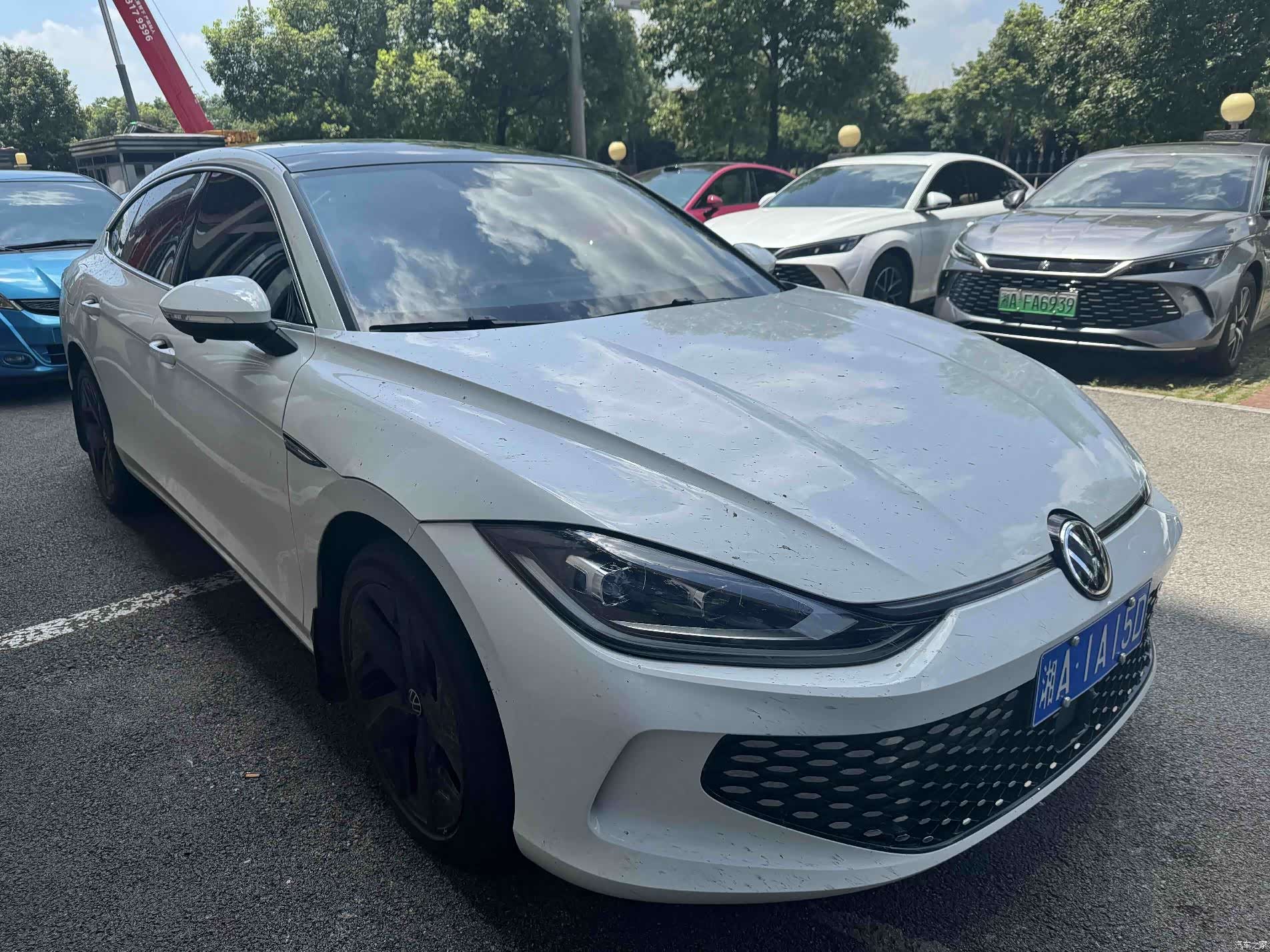 Volkswagen Lamando, 2024 все фото