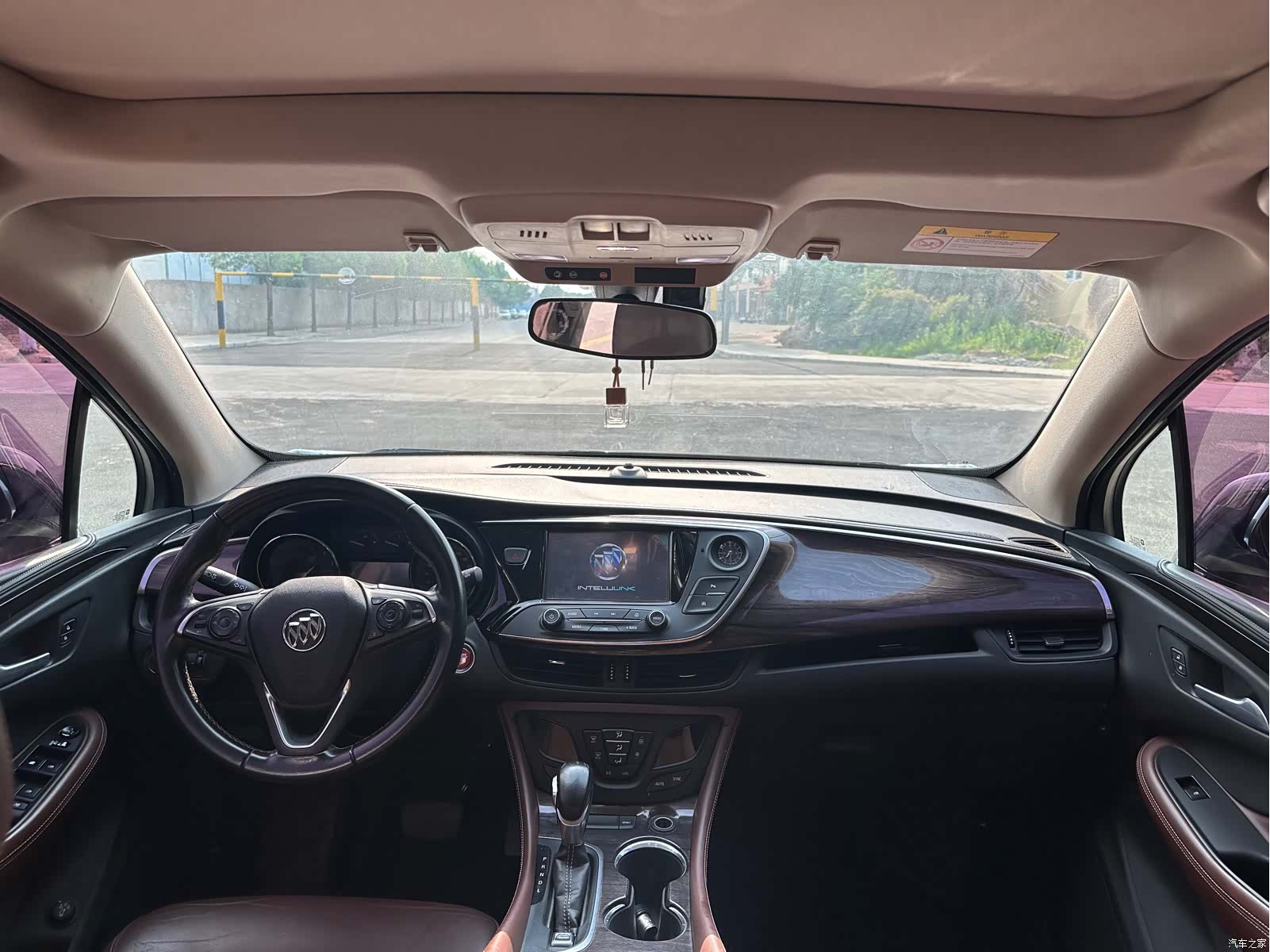 Buick Envision Plus, 2017 все фото