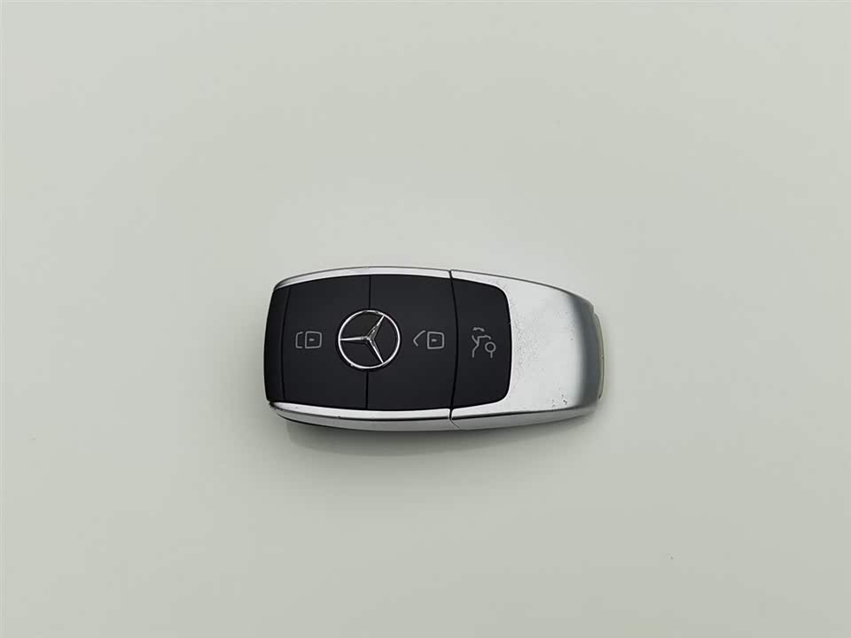 Mercedes-Benz GLC Mercedes-Benz GLC