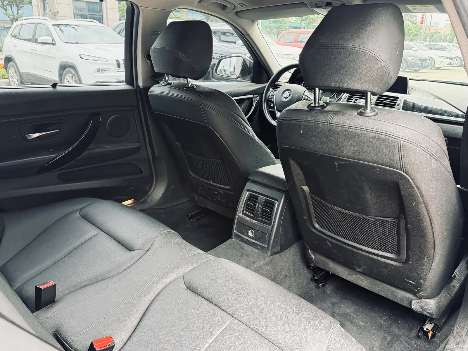 BMW 3 Series, 2017 26