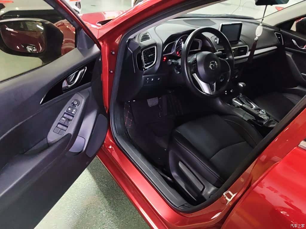 Mazda Mazda3, 2016 16