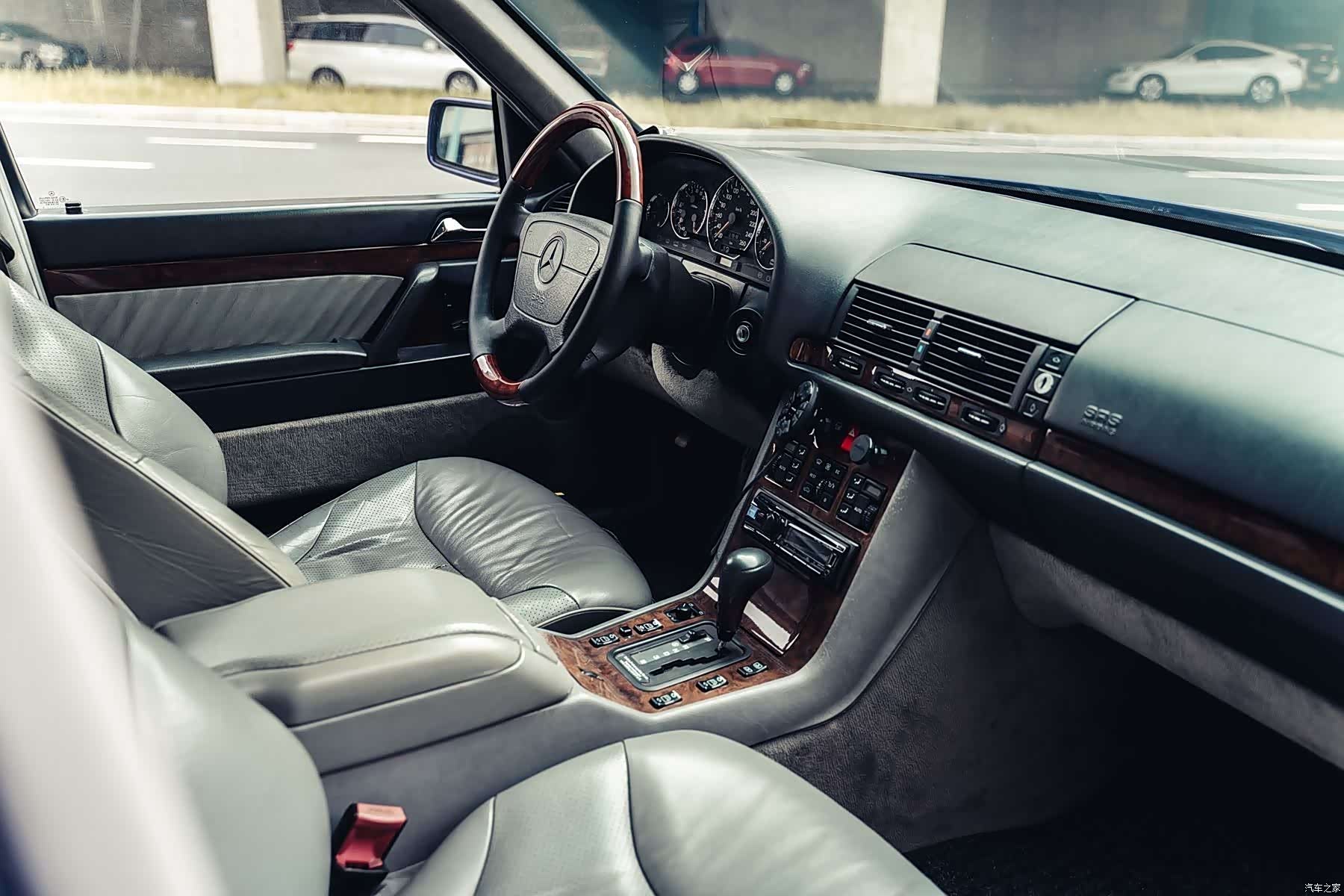 Mercedes-Benz S-Class, 1994 10