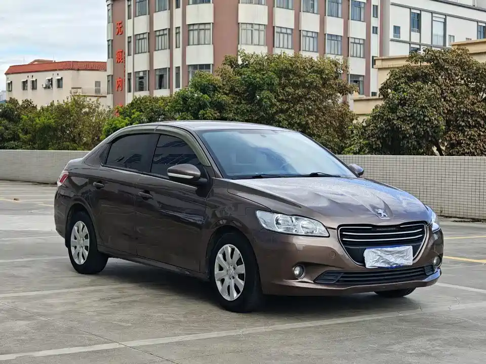 Peugeot 301